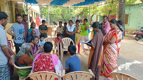 கரூர் கூட்ட நெரிசலில் உயிரிழந்தோர் குடும்பத்தினரிடம் ஒரு நபர் ஆணையம் 2-வது நாளாக விசாரணை
