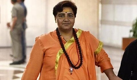 ‘கோயில்முன் இந்து அல்லாதோர் பிரசாதம் விற்றால் தாக்கலாம்’ - பிரக்யா தாக்கூர் பேச்சால் சர்ச்சை!