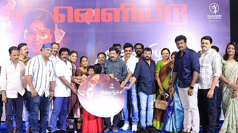 ‘வீர தமிழச்சி’ படம் மூலம் இயக்குநரான கட்டிடத் தொழிலாளி