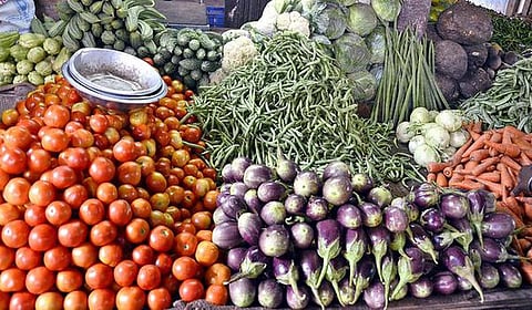 கோயம்பேடு சந்தையில் பீன்ஸ், நூக்கல், கோஸ் விலை உயர்வு