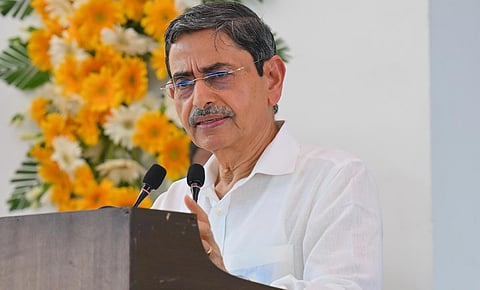 எந்த சண்டையும் இல்லாதபோது தமிழகம் யாருடன் போராடும்? - ஆளுநர் ஆர்.என்.ரவி கேள்வி