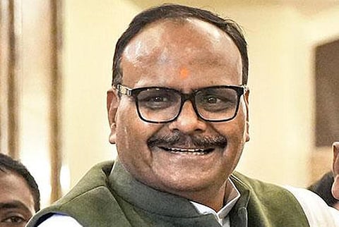 குழந்தைகள் உயிரிழப்புக்கு காரணமான கோல்ட்ரிஃப் இருமல் மருந்துக்கு தடை: உ.பி துணை முதல்வர் அறிவிப்பு