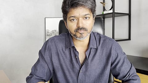கரூரில் தவெக தலைவர் விஜய் நேரில் ஆறுதல் தெரிவிக்கப் போவது எப்போது?