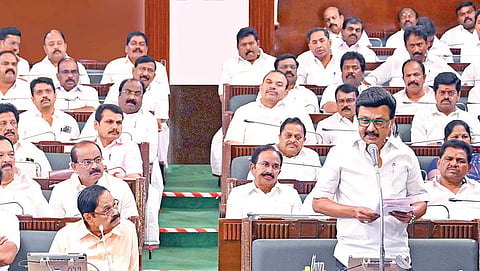 கரூர் சம்பவம் தொடர்பாக அரசு மேற்கொண்ட நடவடிக்கைகள் குறித்து சட்டப்பேரவையில் முதல்வர் மு.க.ஸ்டாலின் விளக்கிப் பேசினார்.