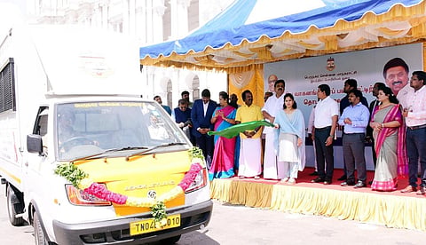 சென்னையில் 26 புதிய வாகனங்கள் பயன்பாடு: மேயர் பிரியா கொடியசைத்து தொடங்கிவைத்தார்