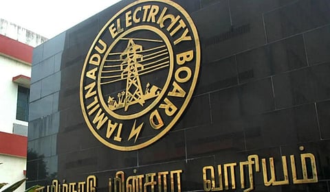 தமிழகத்தில் வடகிழக்குப் பருவமழை தொடக்கம்: தினசரி மின்தேவை 11 ஆயிரம் மெகாவாட்டாக குறைவு