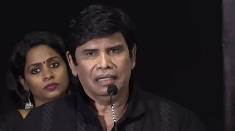என் முதுகில் பலர் குத்தி இருக்கிறார்கள்: நடிகர் ஆனந்தராஜ் வருத்தம்