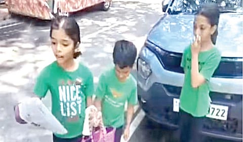 சிறுமிகளின் காகித பை ஸ்டார்ட் அப் நிறுவனம்