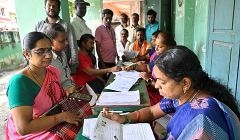 வாக்காளர் தீவிரத் திருத்தப் பணி | சொல் பொருள் தெளிவு