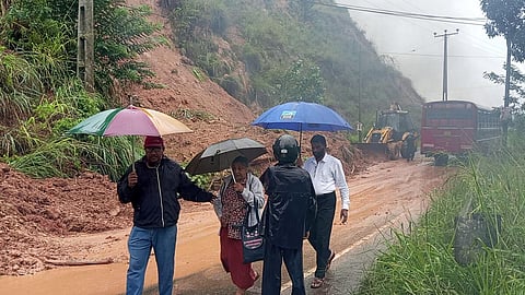 இலங்கையில் கனமழை, நிலச்சரிவில் 20 பேர் உயிரிழப்பு; 14 பேர் மாயம்