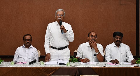 இ-ஃபைலிங் முறையை நிறுத்தக் கோரி ஜன.7-ல் ஐகோர்ட் முற்றுகை: கூட்டு வழக்கறிஞர்கள் சங்கம்