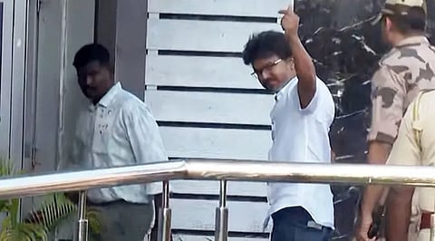 சிபிஐ முன்பு தவெக தலைவர் விஜய் இன்று மீண்டும் ஆஜர்