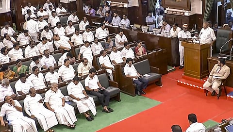 மாமல்லபுரம் உள்ளிட்ட சுற்றுலாப் பகுதிகளில் சிறப்பு மேம்பாட்டு ஆணையம்: சட்டப்பேரவையில் மசோதா தாக்கல்