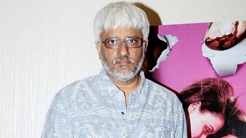 இயக்குநர் விக்ரம் பட் மீது ரூ.13 கோடி மோசடி புகார்