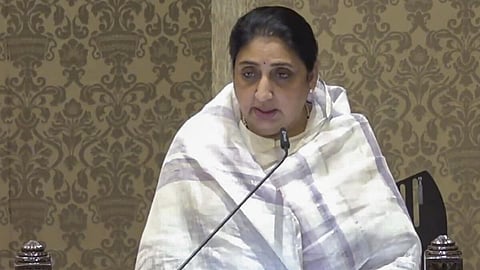 அஜித் பவாரின் மனைவி சுனேத்ரா பவார் பதவியேற்பு