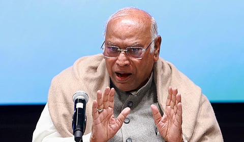மத்திய பட்ஜெட்டில் ஏழை மக்களுக்காக எதுவுமே செய்யப்படவில்லை: கார்கே புகார்
