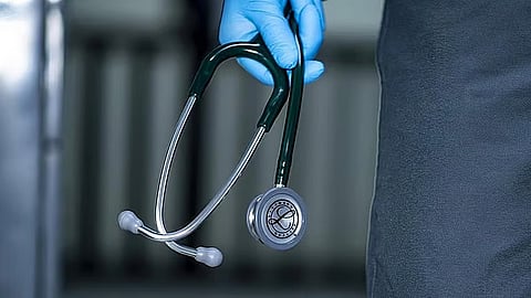 3 அரசு மருத்துவக் கல்லூரிகளில் தலா 50 இடம் கூடுதலாக கோரி சுகாதாரத் துறை மனு