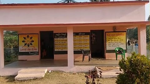 குழந்தைகள் இன்றி வெறிச்சோடி காணப்படும் நுவாகோன் அங்கன்வாடி