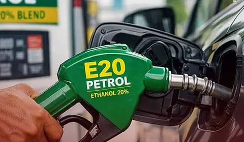 95 ஆக்டேன் தரத்தில் நாடு முழுவதும் ஏப்.1 முதல் எத்தனால் கலந்த பெட்ரோல் விற்பனை கட்டாயம்