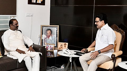 கவிஞர் வைரமுத்துவுக்கு ஞானபீட விருது: முதல்வர், அரசியல் தலைவர்கள் வாழ்த்து