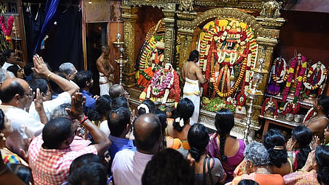 ஏழுமலையான் கோயிலில் உகாதி பண்டிகை கோலாகலம்; கடப்பாவில் பெருமாளை வழிபட்ட முஸ்லிம்கள்