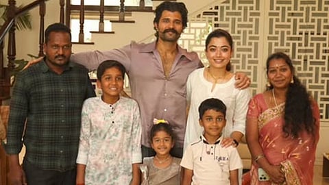 ‘திருமணத்துக்கு ஏன் கூப்பிடலை?’ - கேள்விக் கேட்டு வருந்திய சிறுமிக்கு ராஷ்மிகா - விஜய் தேவரகொண்டா விருந்து