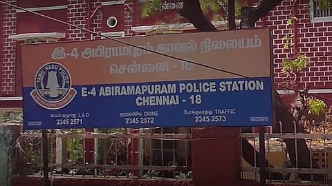 சென்னை | வீடு தேடி கல்வி திட்டத்தின் கீழ் அரசு உதவி தொகை தருவதாக பெண்ணிடம் பணம் பறிப்பு