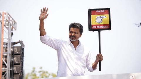 வேட்பாளர் பெயரை மாற்றிய விஜய்: தொண்டர்கள் அதிர்ச்சி