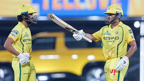 சிஎஸ்கே வீரர் ஆயுஷ் மாத்ரே மற்றும் கேப்டன் ருதுராஜ்