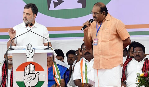 புதுச்சேரியில் ராகுல் காந்தி 