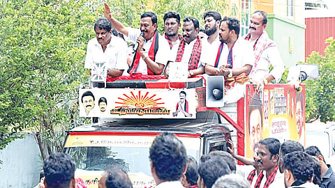 கும்மிடிப்பூண்டி தொகுதியில் வளர்ச்சி திட்டங்கள் நிறைவேற்றம்: திமுக வேட்பாளர் டி.ஜெ.கோவிந்தராஜன் பெருமிதம்