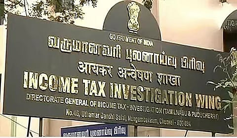 ஆற்காடு அடுத்த விளாப்பாக்கத்தில் நிதி நிறுவன பங்குதாரரின் வீட்டில் ரூ.1.25 கோடி பறிமுதல்