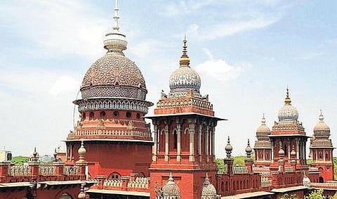 வக்பு வாரியத்துக்கு முதன்மை செயல் அதிகாரியாக ஐஏஎஸ் அதிகாரியை நியமிக்கக்கோரி வழக்கு: தமிழக அரசு பதிலளிக்க உத்தரவு