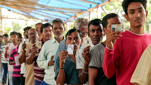 மேற்கு வங்க வாக்காளர்கள் கருத்து சொல்ல மறுப்பு: ஆக்சிஸ் மை இந்தியா தகவல்
