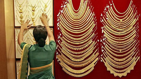 தங்கம் விலை பவுனுக்கு ரூ.640 உயர்வு: இன்றைய சந்தை நிலவரம் என்ன?