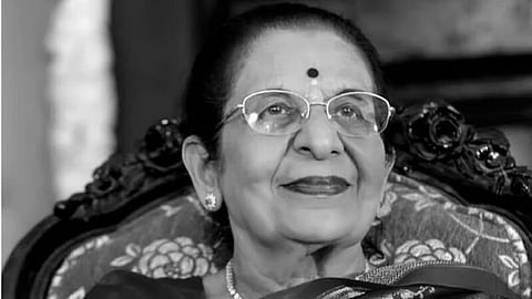 குமார ராணி மீனா முத்தையாவுக்கு இறுதிச்சடங்கு: ஊர்வலத்தில் திரளாக பங்கேற்று பொதுமக்கள் அஞ்சலி