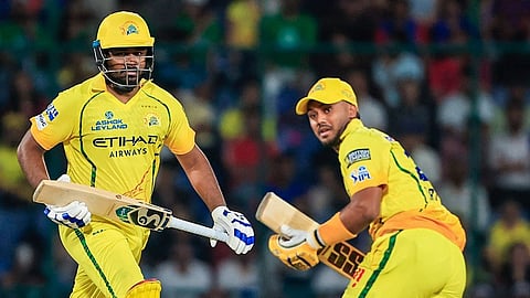 டெல்லியை 8 விக்கெட் வித்தியாசத்தில் வீழ்த்தியது சிஎஸ்கே