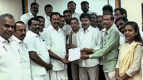 தவெக ஆட்சி அமைக்க காங்கிரஸ் நிபந்தனையுடன் ஆதரவு