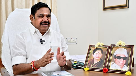 அதிமுக பொதுச் செயலாளர் பழனிசாமி