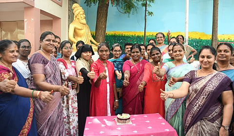 பிளஸ் 2 தேர்வு முடிவுகள்: மு.க.ஸ்டாலின், இபிஎஸ் உள்ளிட்ட தலைவர்கள் வாழ்த்து
