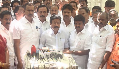 “திருமாவளவனை முதல்வராக்க மறுத்தார் பழனிசாமி” - சி.வி.சண்முகம் தடாலடி