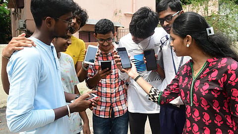சிபிஎஸ்இ 12-ம் வகுப்பு தேர்வு முடிவு வெளியீடு: தேசிய அளவில் 85.20 சதவீதம் பேர் தேர்ச்சி
