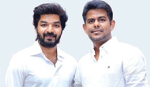 இயக்குநர் பாபு விஜய்யுடன் ஜெய்