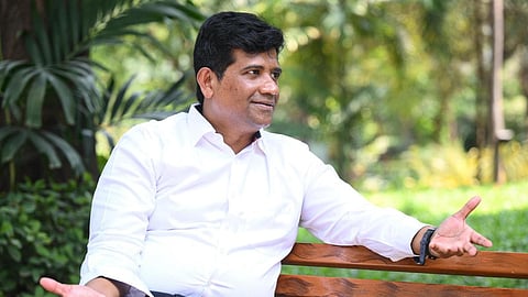 60 வயதுக்கு மேற்பட்டோருக்கு கட்சியில் இடமில்லை: திமுக முன்னாள் எம்எல்ஏ கருத்தால் சர்ச்சை