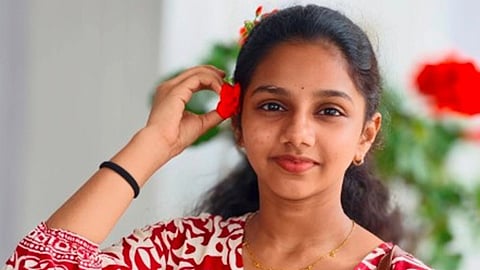நடிகை மானசி கொட்டாச்சி