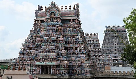 தமிழக கோயில்களில் சிறப்புக் கட்டண தரிசன முறையை ரத்து செய்ய கோரி வழக்கு