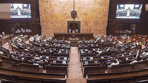 தமிழகத்தில் காலியாகும் ஒரு இடம் உள்ளிட்ட 26 இடங்களுக்கு ஜூன் 18-ல் மாநிலங்களவைத் தேர்தல்