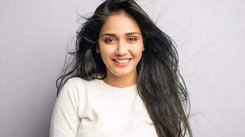 நடிகை ட்விஷா சர்மா மரணத்தில் உயர் நீதிமன்ற உத்தரவுப்படி 2-வது பிரேதப் பரிசோதனை நடத்திய எய்ம்ஸ் குழு