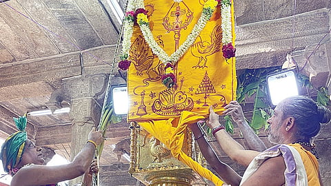பழநி பெரியநாயகியம்மன் கோயிலில் வைகாசி விசாக திருவிழா கொடியேற்றம்