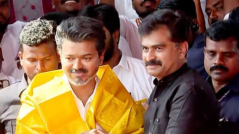 திருச்சியில் முதல்வர் விஜய்யை வரவேற்ற துரை வைகோ - ‘திமுக சின்னத்தில் போட்டியிட்டது துரதிர்ஷ்டம்’ என ஆதங்கம்